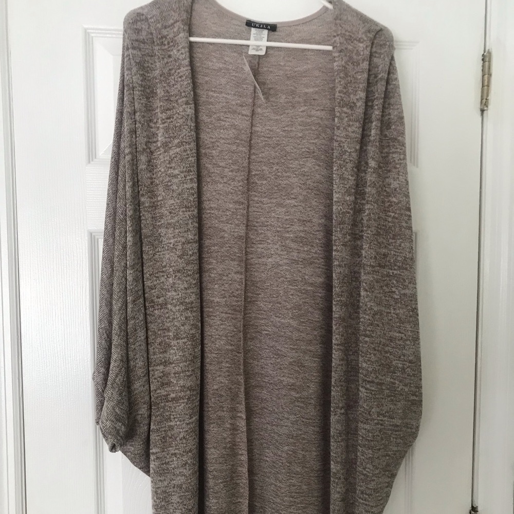 shrug sweater *Host Pick* 🎉